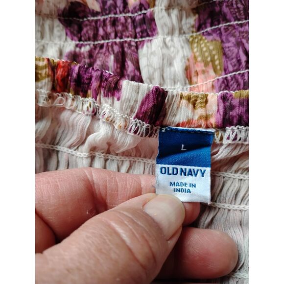 Old Navy Women's Size Large Floral Boho, CottageCore Smocked Top - Picture 5 of 9